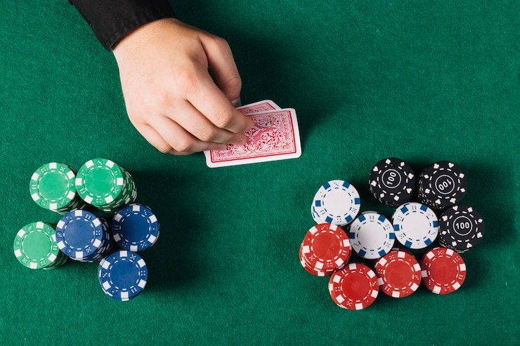 Bagan tingkat loyalitas 333666 menampilkan manfaat progresif dari Member hingga Diamond